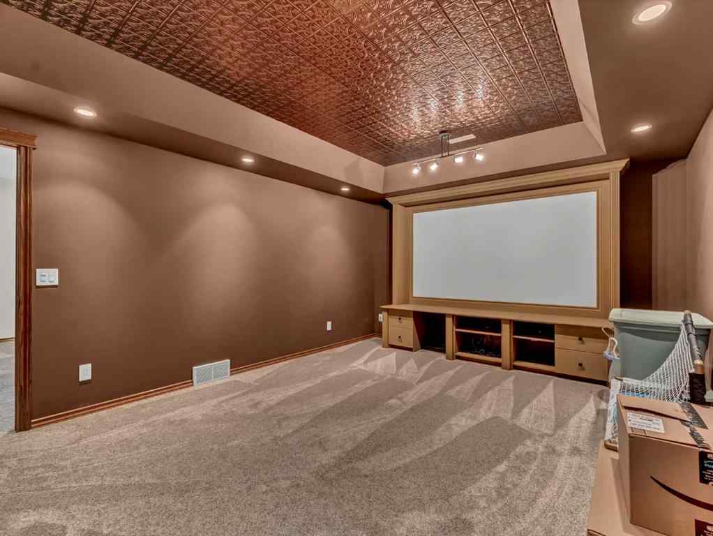 MLS® A2243814 - 247 Sierra Road SW in SW Southridge Medicine Hat, Residential