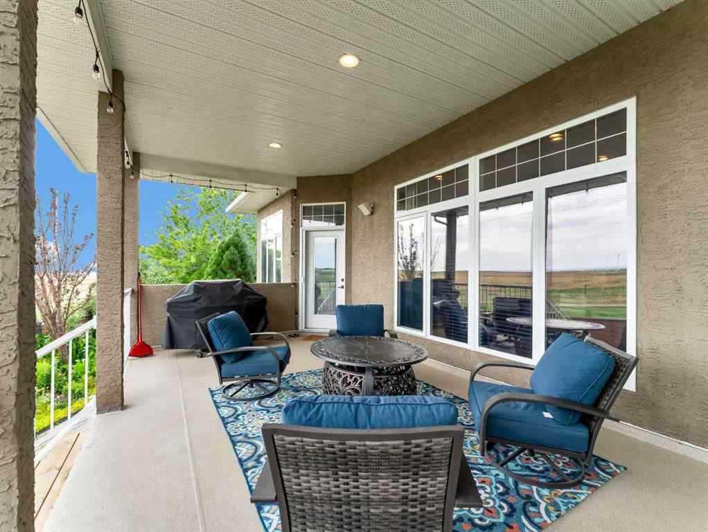 MLS® A2243814 - 247 Sierra Road SW in SW Southridge Medicine Hat, Residential