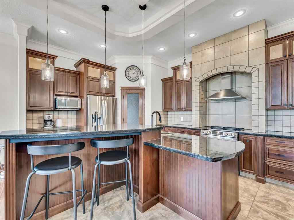 MLS® A2243814 - 247 Sierra Road SW in SW Southridge Medicine Hat, Residential