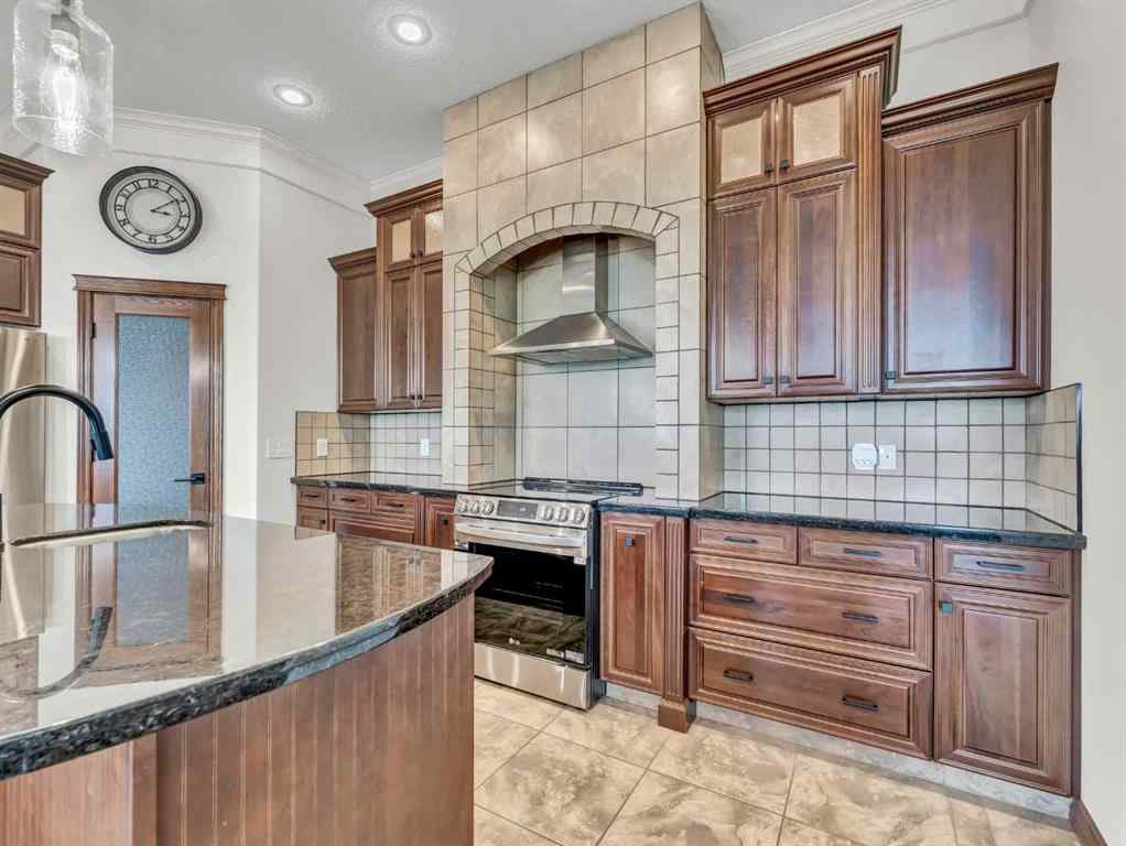 MLS® A2243814 - 247 Sierra Road SW in SW Southridge Medicine Hat, Residential