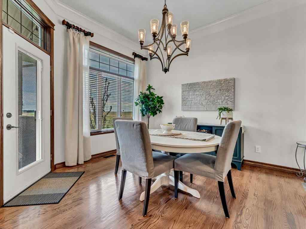 MLS® A2243814 - 247 Sierra Road SW in SW Southridge Medicine Hat, Residential
