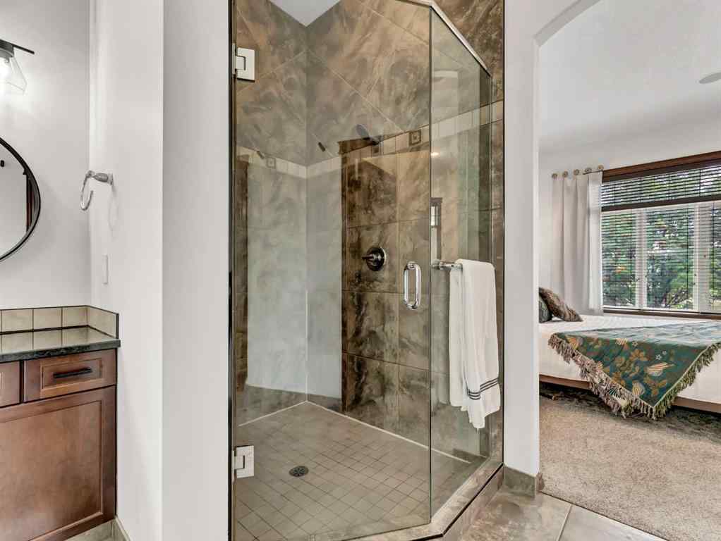 MLS® A2243814 - 247 Sierra Road SW in SW Southridge Medicine Hat, Residential
