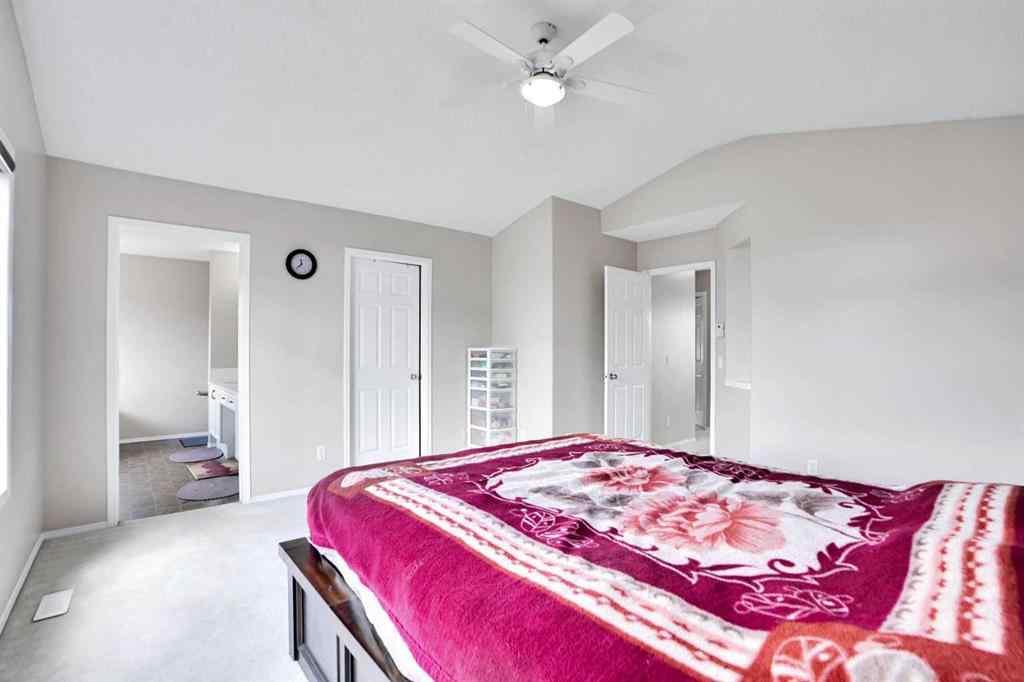 MLS® A2243816 - 216 West Lakeview Circle  in Lakeview Landing Chestermere, Residential
