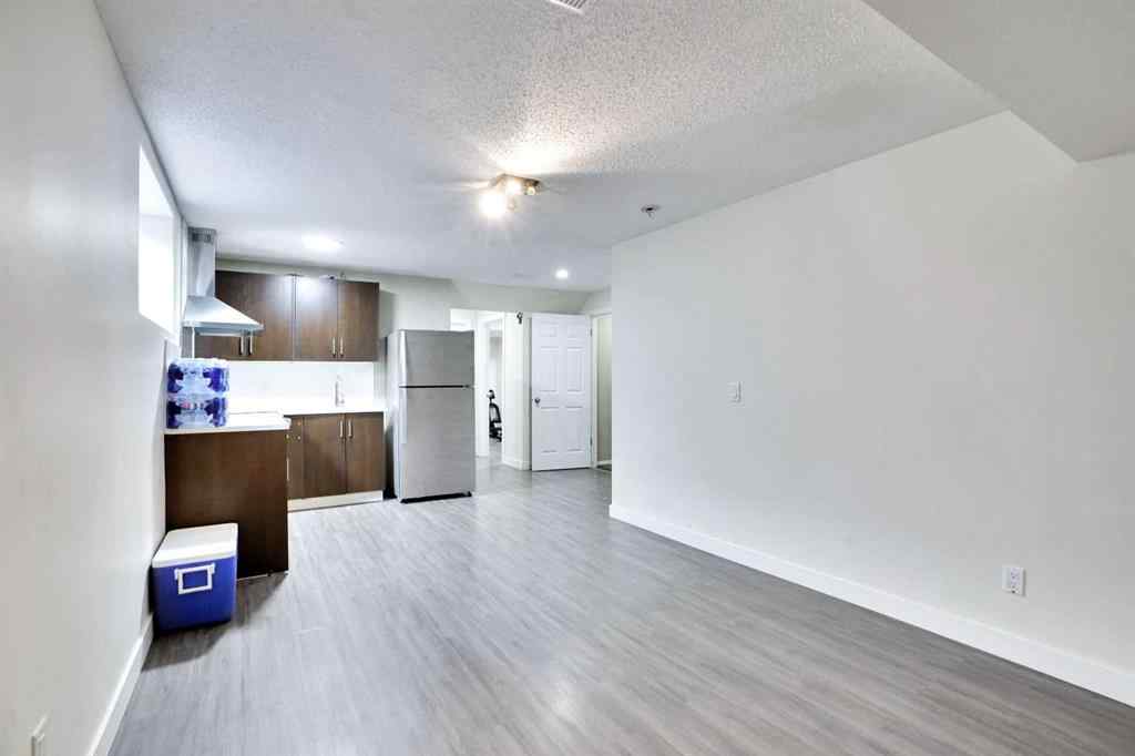 MLS® A2243816 - 216 West Lakeview Circle  in Lakeview Landing Chestermere, Residential