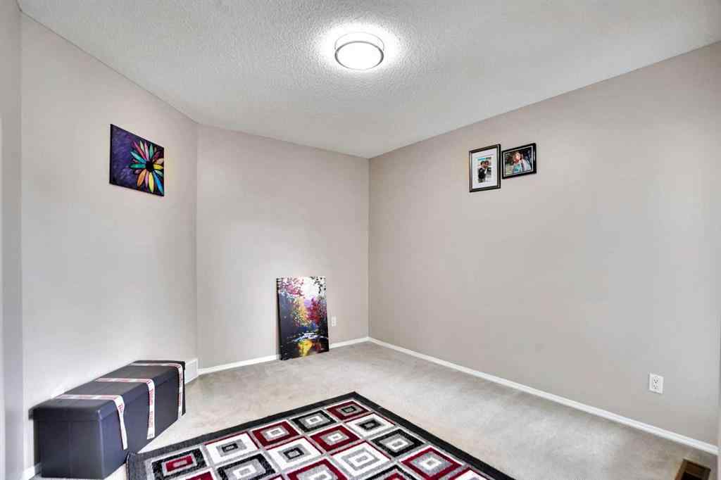 MLS® A2243816 - 216 West Lakeview Circle  in Lakeview Landing Chestermere, Residential