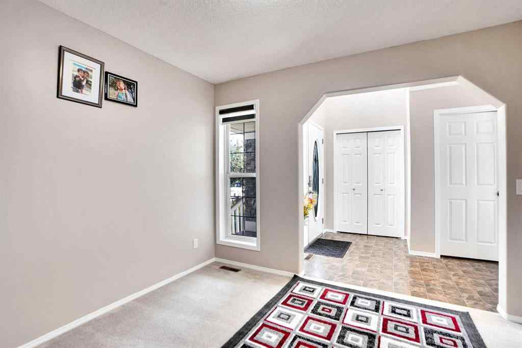 MLS® A2243816 - 216 West Lakeview Circle  in Lakeview Landing Chestermere, Residential