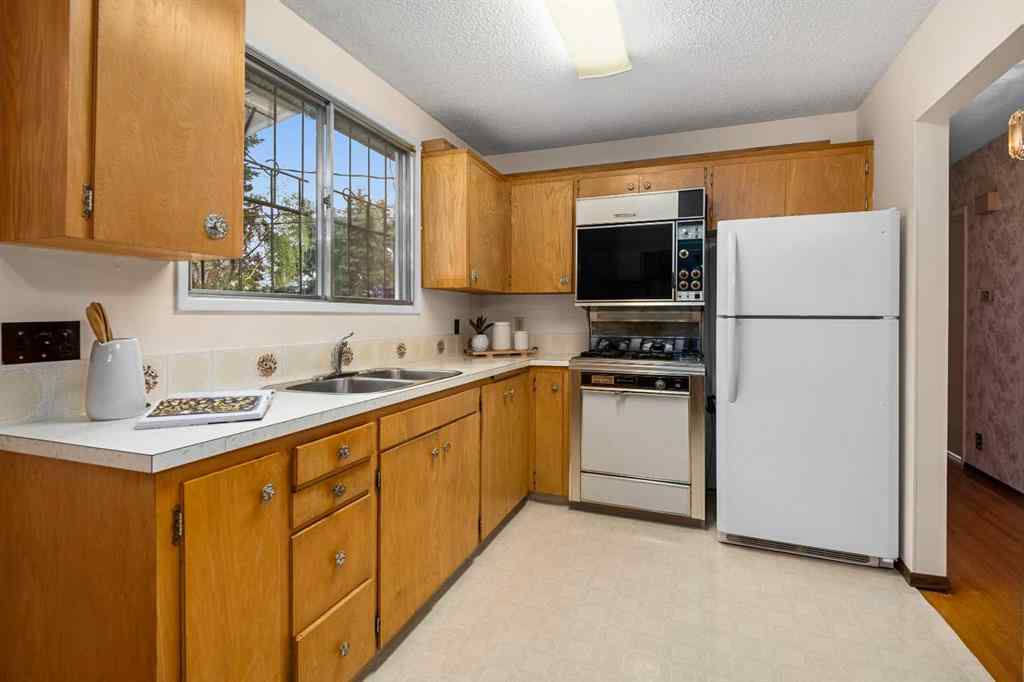 MLS® A2243818 - 708 Foritana Road SE in Forest Heights Calgary, Residential