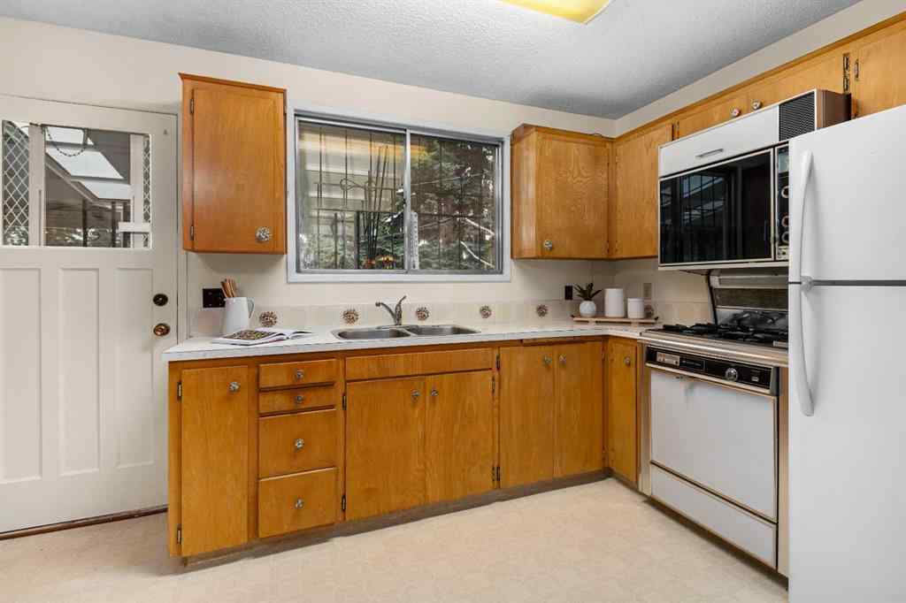 MLS® A2243818 - 708 Foritana Road SE in Forest Heights Calgary, Residential