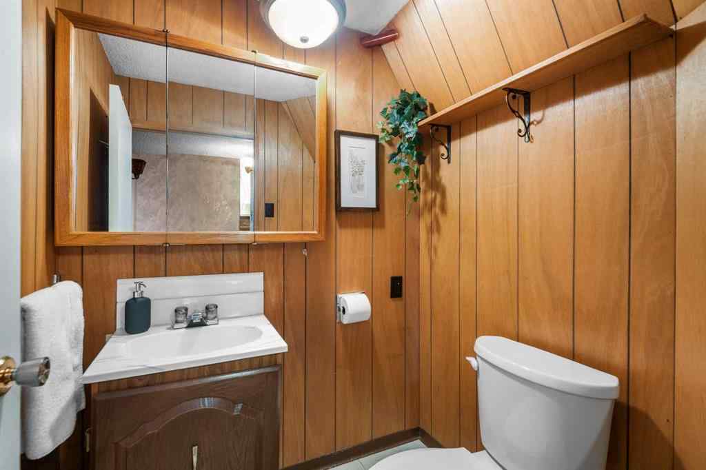 MLS® A2243818 - 708 Foritana Road SE in Forest Heights Calgary, Residential