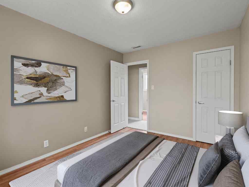 MLS® A2243825 - 571 Killarney Glen Court SW in Killarney/Glengarry Calgary, Residential