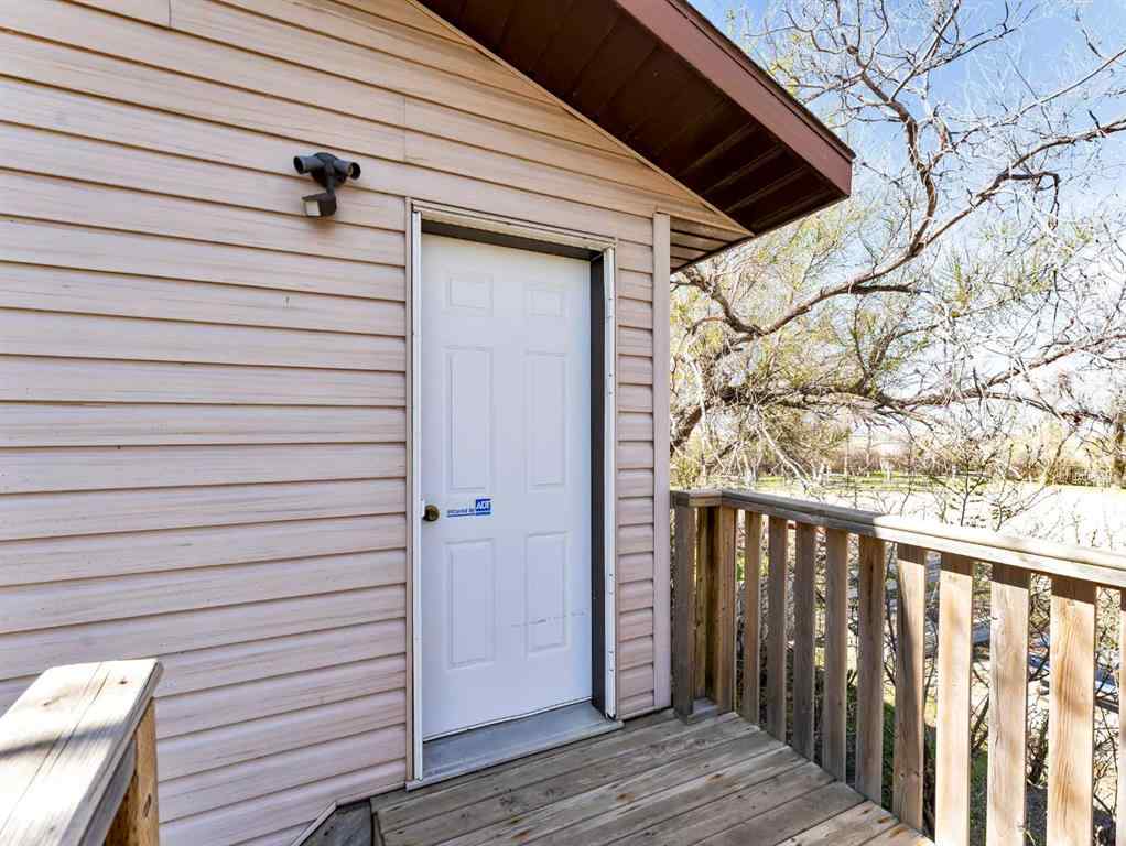 MLS® A2243834 - 525 Illingworth Avenue  in NONE Suffield, Residential
