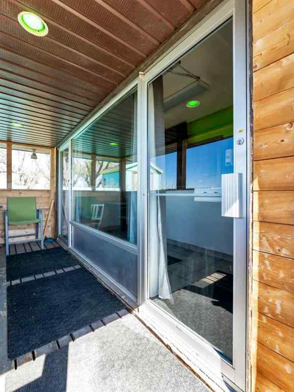 MLS® A2243834 - 525 Illingworth Avenue  in NONE Suffield, Residential