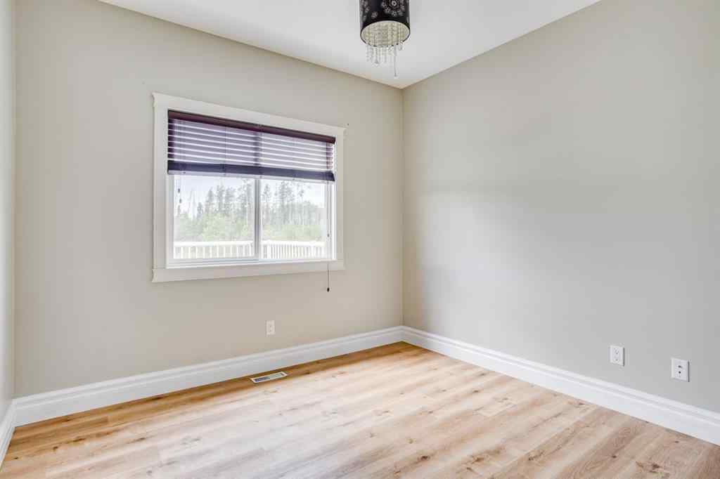 MLS® A2243838 - 449 Walnut Crescent  in Timberlea Fort McMurray, Residential