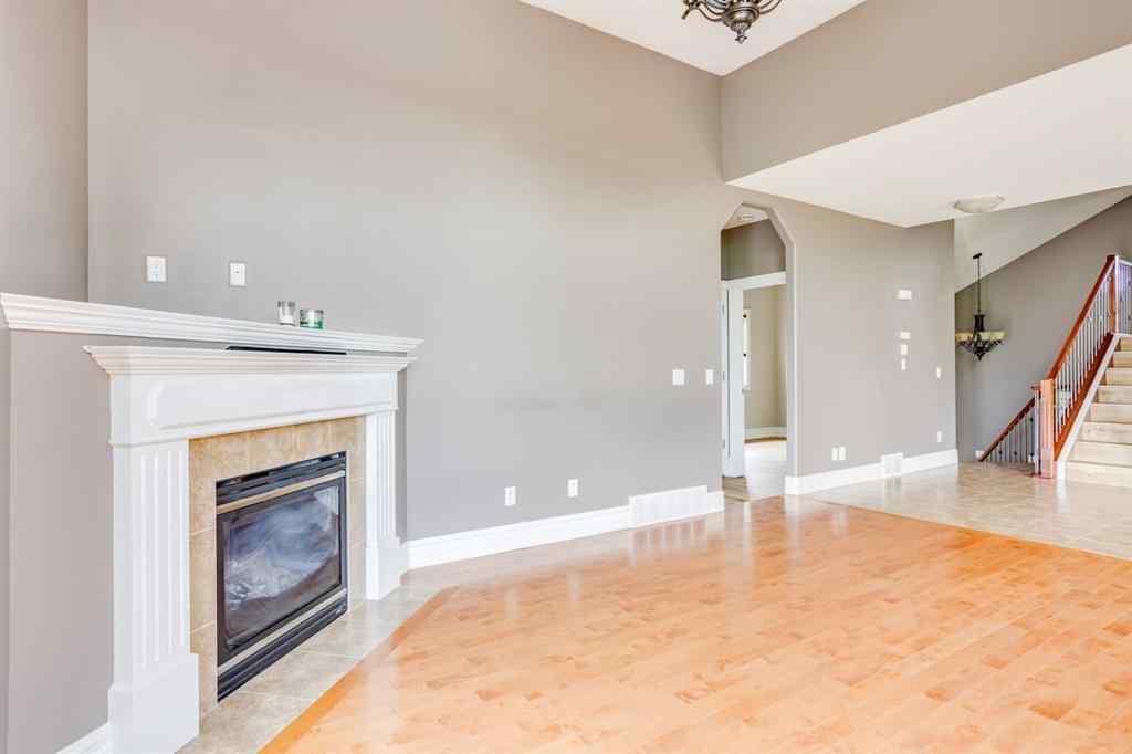 MLS® A2243838 - 449 Walnut Crescent  in Timberlea Fort McMurray, Residential