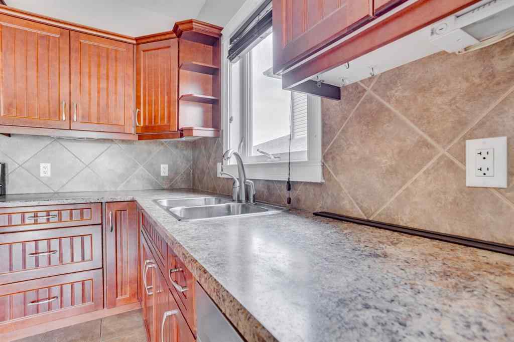 MLS® A2243838 - 449 Walnut Crescent  in Timberlea Fort McMurray, Residential