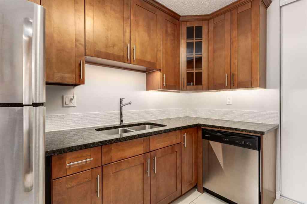 MLS® A2243843 - Unit #303 616 15 Avenue SW in Beltline Calgary, Residential