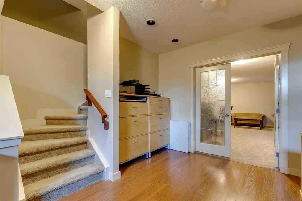 MLS® A2243844 - 446 18 Avenue NE in Winston Heights/Mountview Calgary, Residential