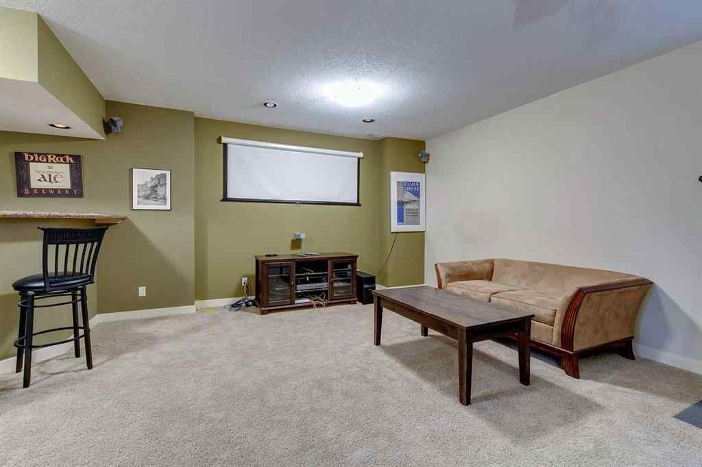 MLS® A2243844 - 446 18 Avenue NE in Winston Heights/Mountview Calgary, Residential