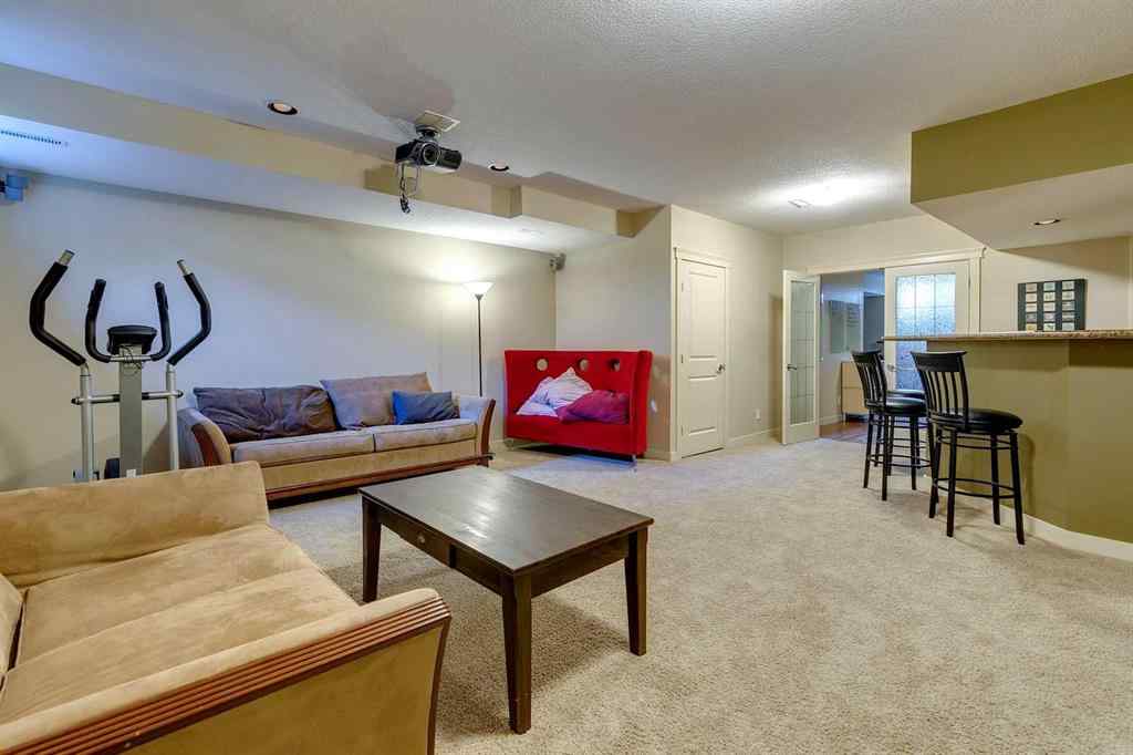 MLS® A2243844 - 446 18 Avenue NE in Winston Heights/Mountview Calgary, Residential