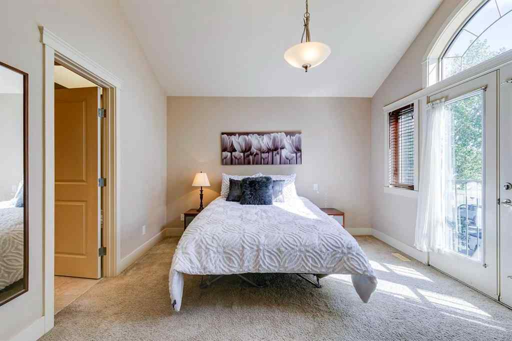 MLS® A2243844 - 446 18 Avenue NE in Winston Heights/Mountview Calgary, Residential
