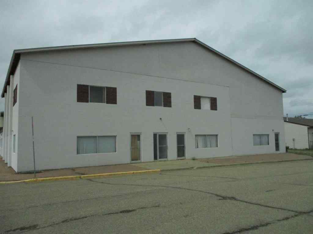 MLS® A2243850 - 404 1st Street  SW in NONE Manning, Commercial