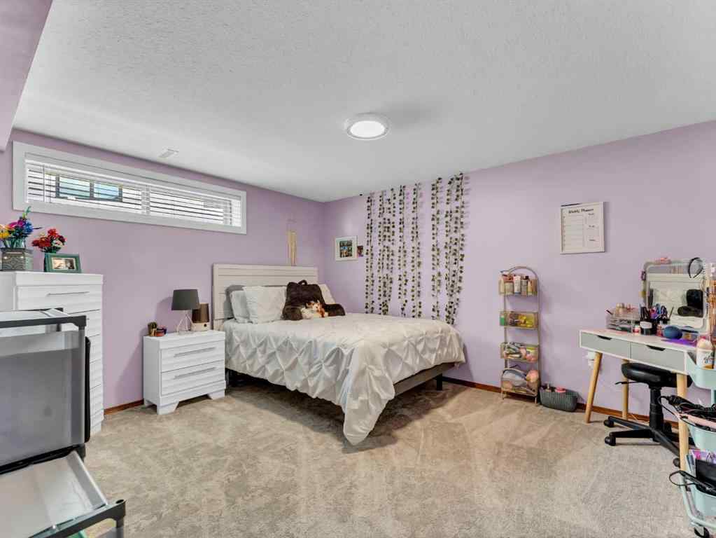 MLS® A2243884 - 18 Cook Court SE in Crestwood-Norwood Medicine Hat, Residential