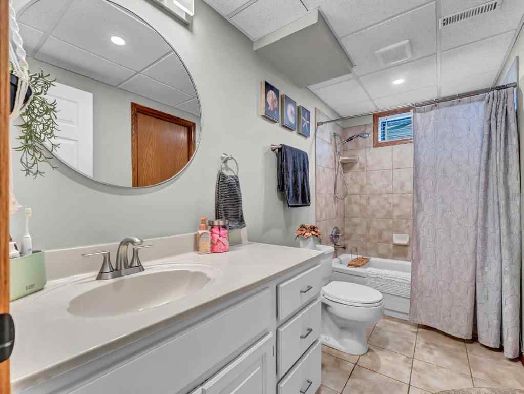 MLS® A2243884 - 18 Cook Court SE in Crestwood-Norwood Medicine Hat, Residential