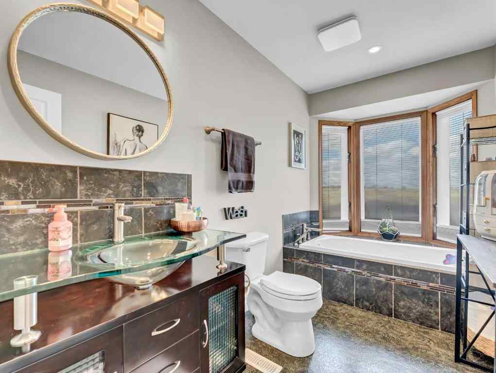 MLS® A2243884 - 18 Cook Court SE in Crestwood-Norwood Medicine Hat, Residential