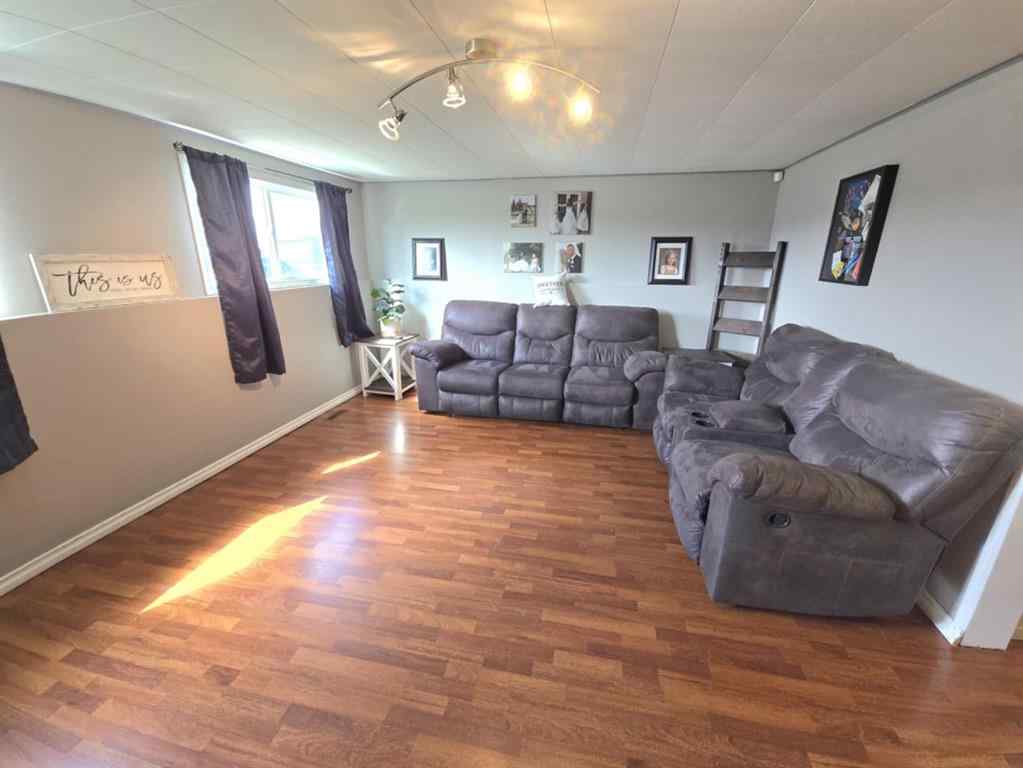 MLS® A2243916 - 4732 54 Avenue  in NONE Whitecourt, Residential