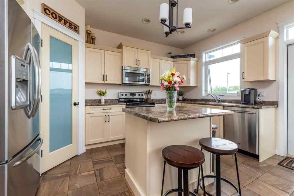 MLS® A2243917 - 7226 29 Street  in Parkview Estates Lloydminster, Residential