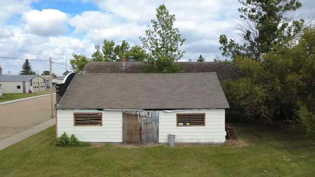 MLS® A2243926 - 109 1 Street E in Alliance Alliance, Commercial