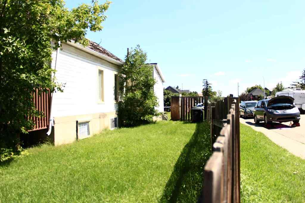 MLS® A2243945 - 2740 16A Street SE in Inglewood Calgary, Residential