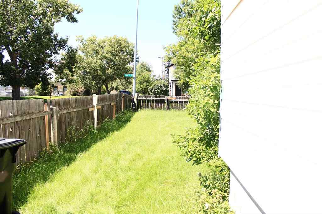 MLS® A2243945 - 2740 16A Street SE in Inglewood Calgary, Residential