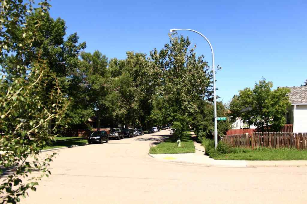 MLS® A2243945 - 2740 16A Street SE in Inglewood Calgary, Residential