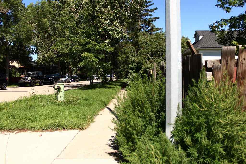 MLS® A2243945 - 2740 16A Street SE in Inglewood Calgary, Residential
