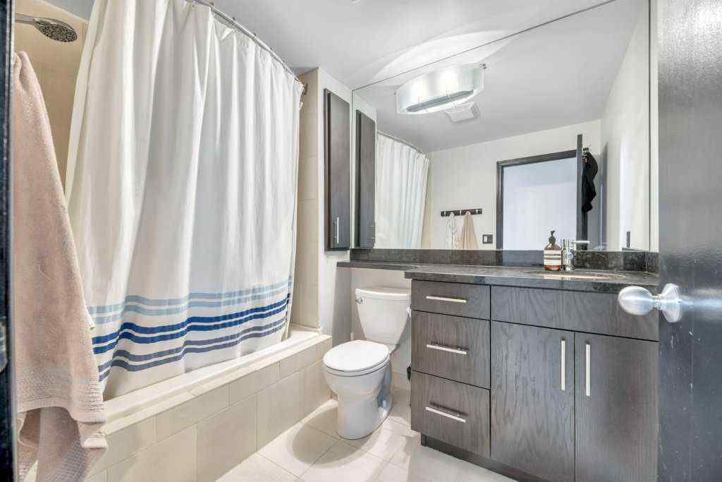MLS® A2243947 - 1940 Broadview Road NW in West Hillhurst Calgary, Residential