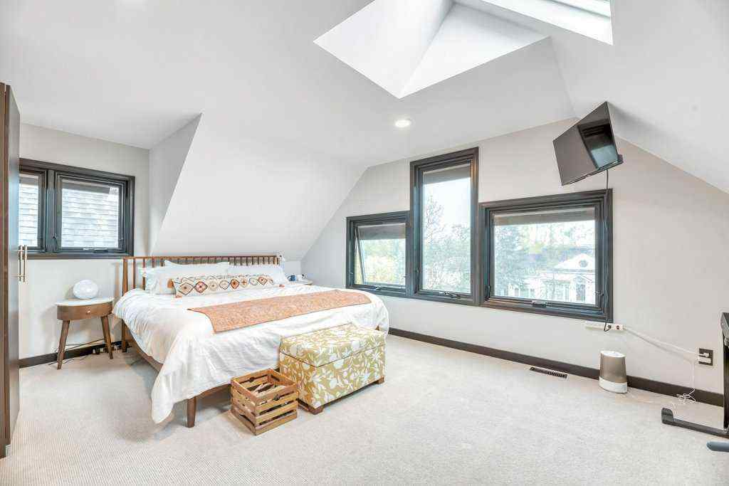 MLS® A2243947 - 1940 Broadview Road NW in West Hillhurst Calgary, Residential