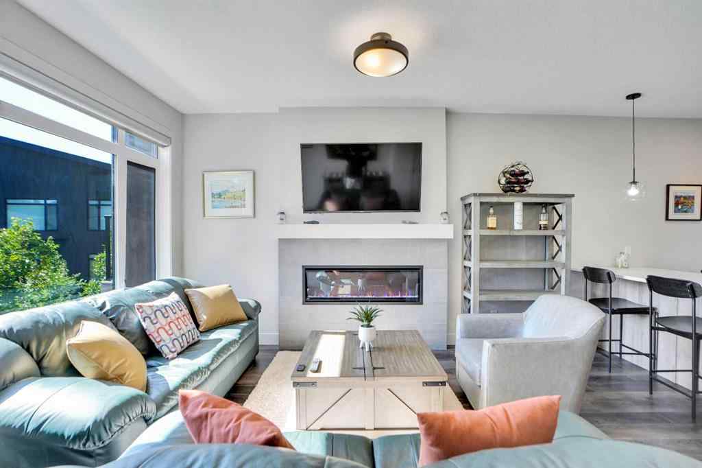 MLS® A2243949 - 19 Royal Elm Green NW in Royal Oak Calgary, Residential