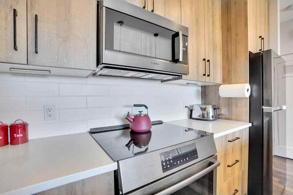 MLS® A2243949 - 19 Royal Elm Green NW in Royal Oak Calgary, Residential