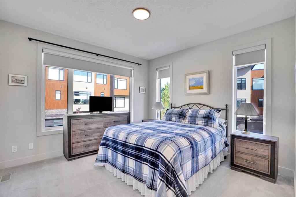 MLS® A2243949 - 19 Royal Elm Green NW in Royal Oak Calgary, Residential