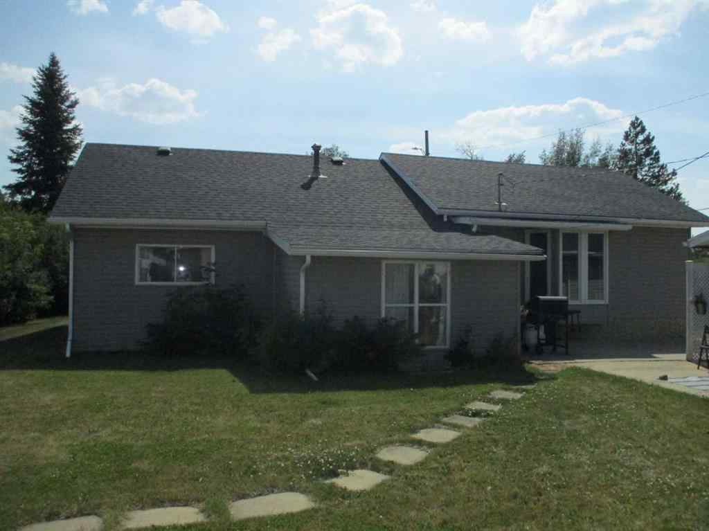 MLS® A2243955 - 200 6th Avenue  in NONE Manning, Residential