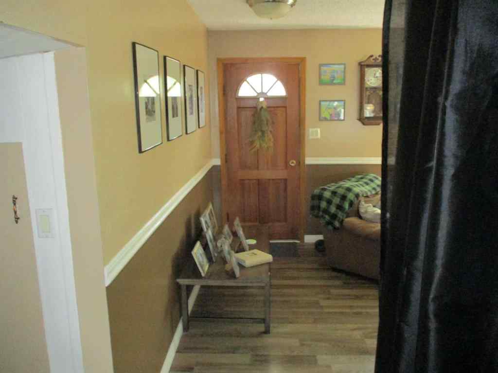 MLS® A2243955 - 200 6th Avenue  in NONE Manning, Residential