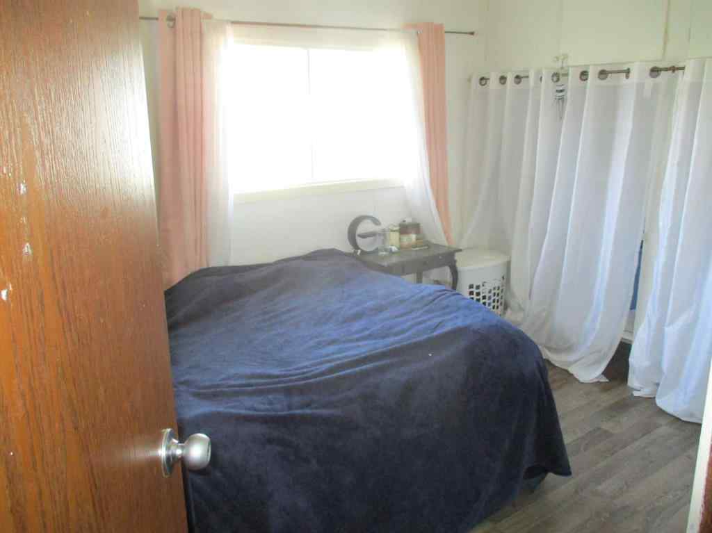MLS® A2243955 - 200 6th Avenue  in NONE Manning, Residential