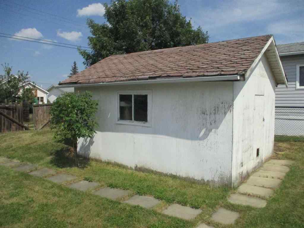 MLS® A2243955 - 200 6th Avenue  in NONE Manning, Residential