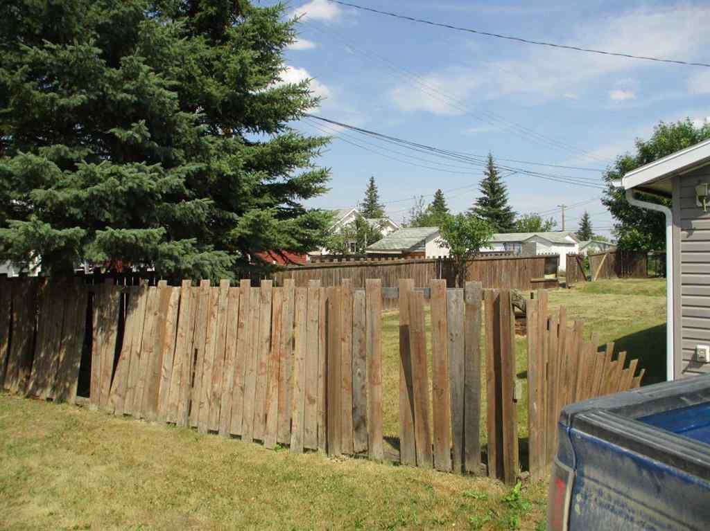 MLS® A2243955 - 200 6th Avenue  in NONE Manning, Residential