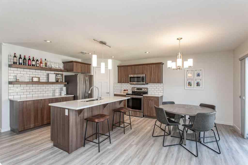MLS® A2243957 - 246 Viscount Drive  in Vanier East Red Deer, Residential