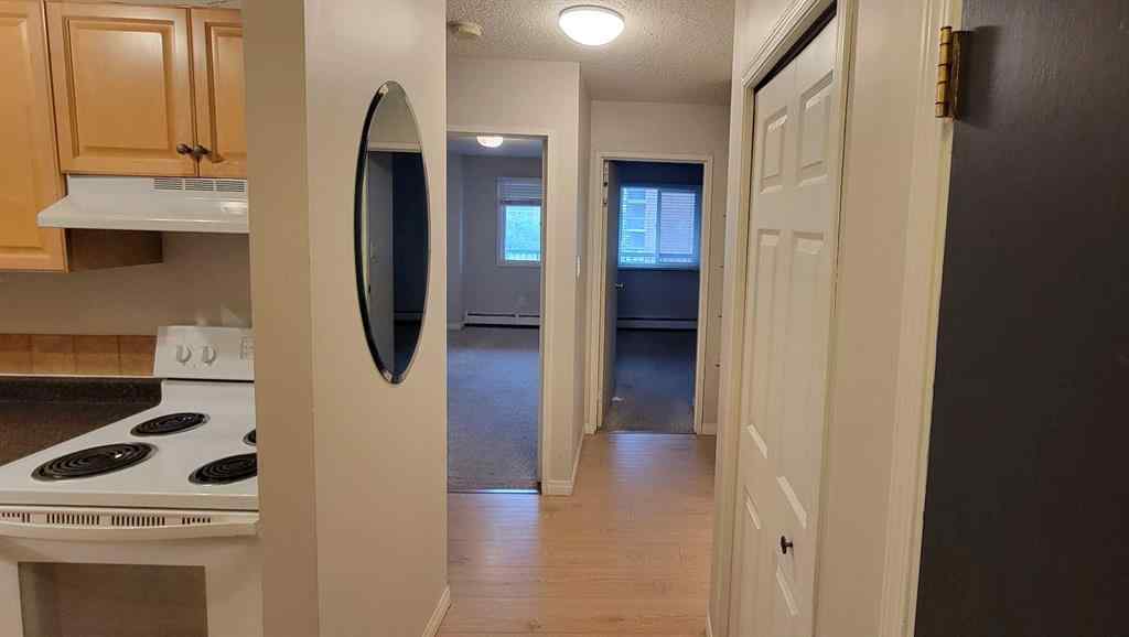 MLS® A2243963 - Unit #402 1320 12 Avenue SW in Beltline Calgary, Residential