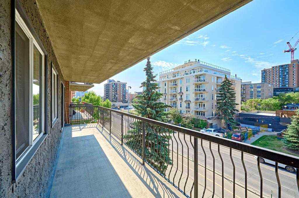 MLS® A2243963 - Unit #402 1320 12 Avenue SW in Beltline Calgary, Residential
