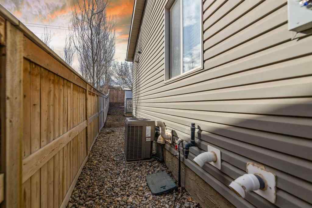 MLS® A2243970 - 120 West Creek Green   in West Creek Chestermere, Residential
