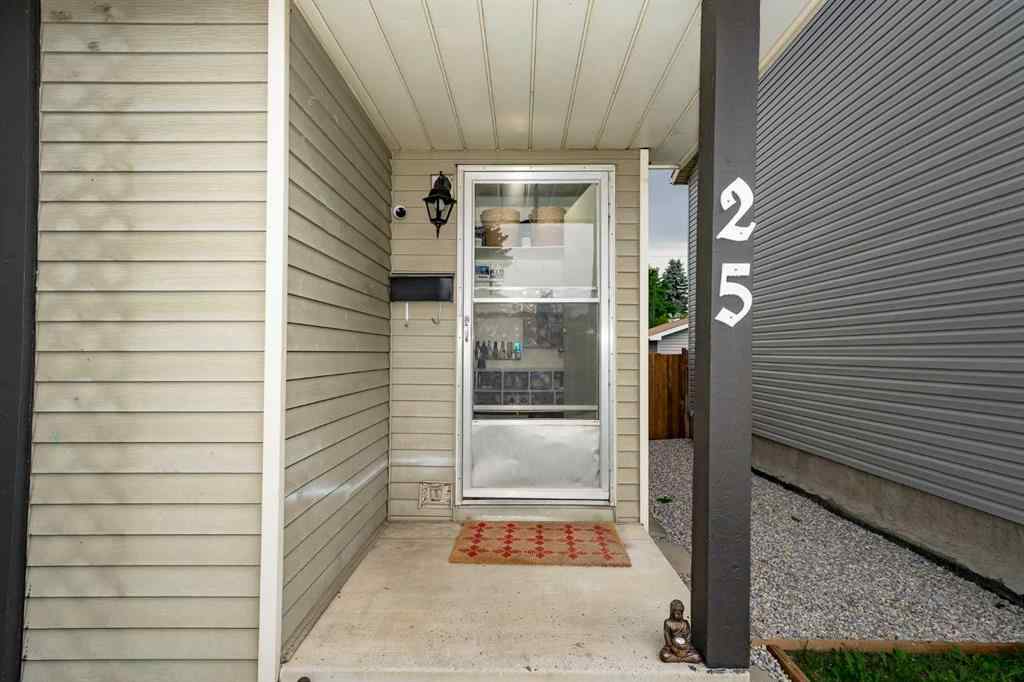 MLS® A2243971 - 25 Erin Ridge Road SE in Erin Woods Calgary, Residential